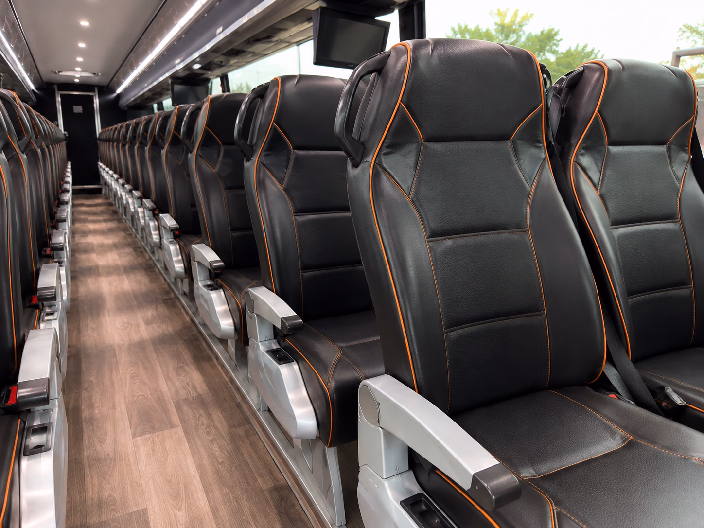 charter buses for off site meetings retreats and multi day corporate travel