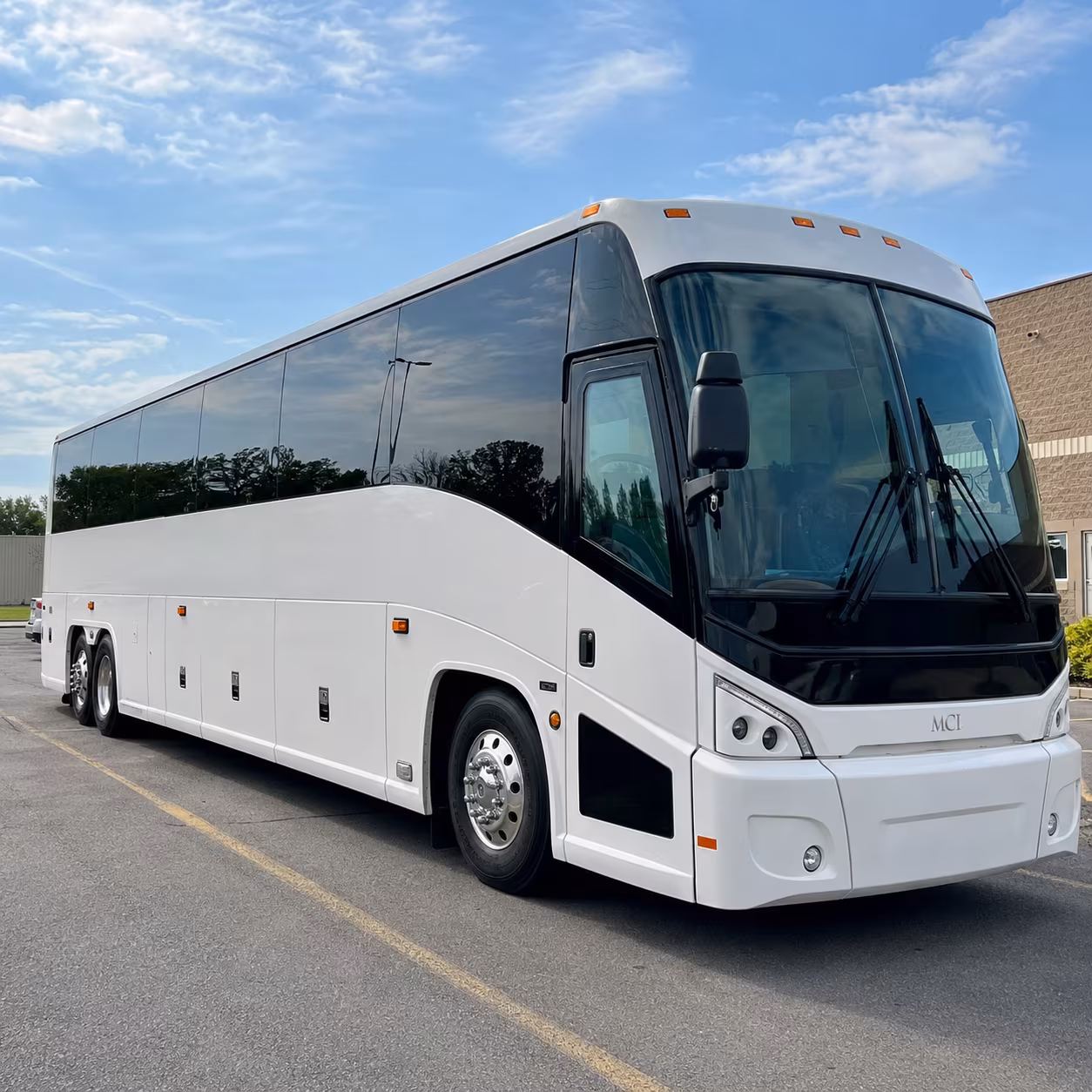 employee shuttle buses for st louis corporate campuses