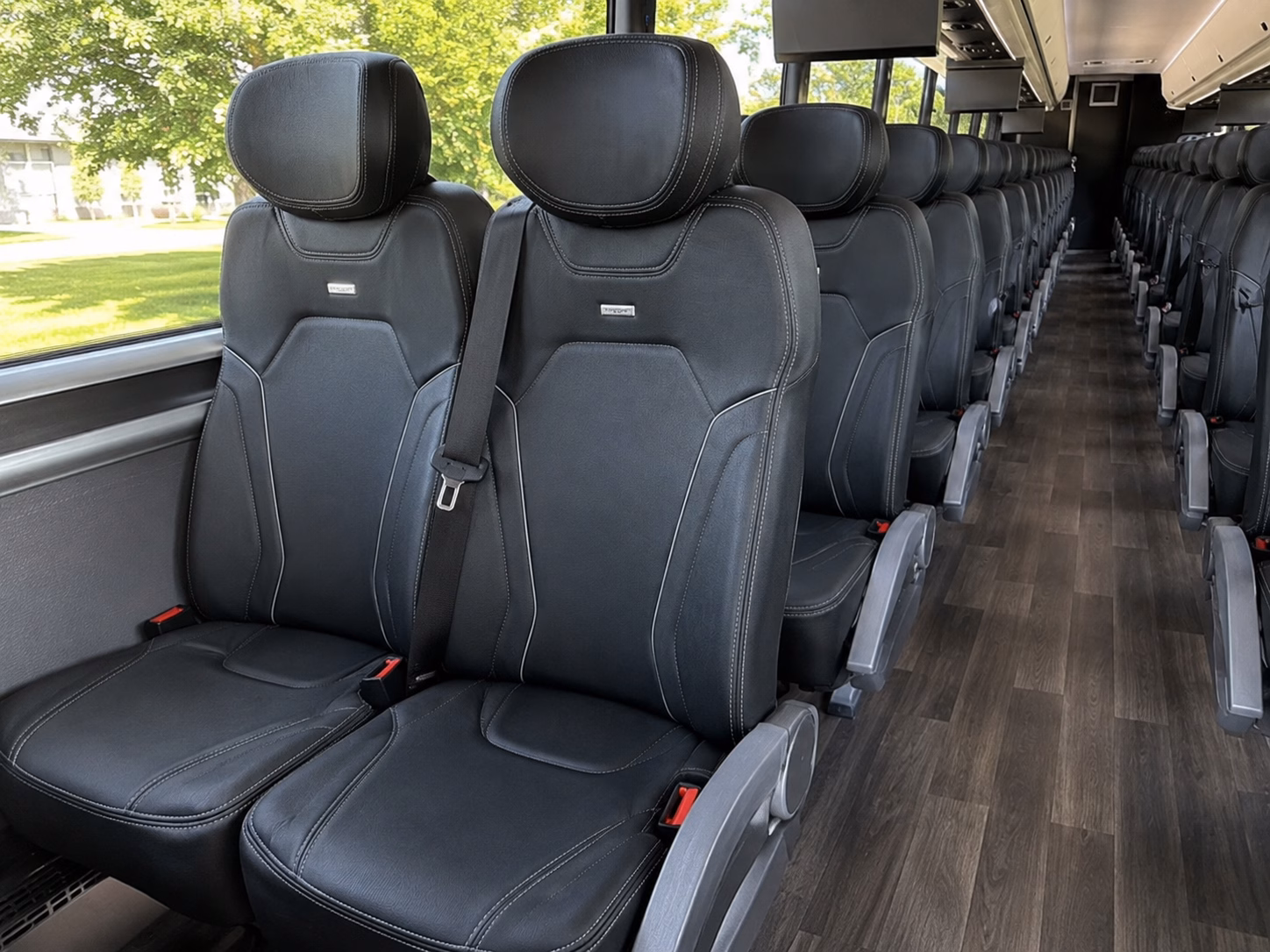 how the day of the week changes what a bus costs in st louis missouri