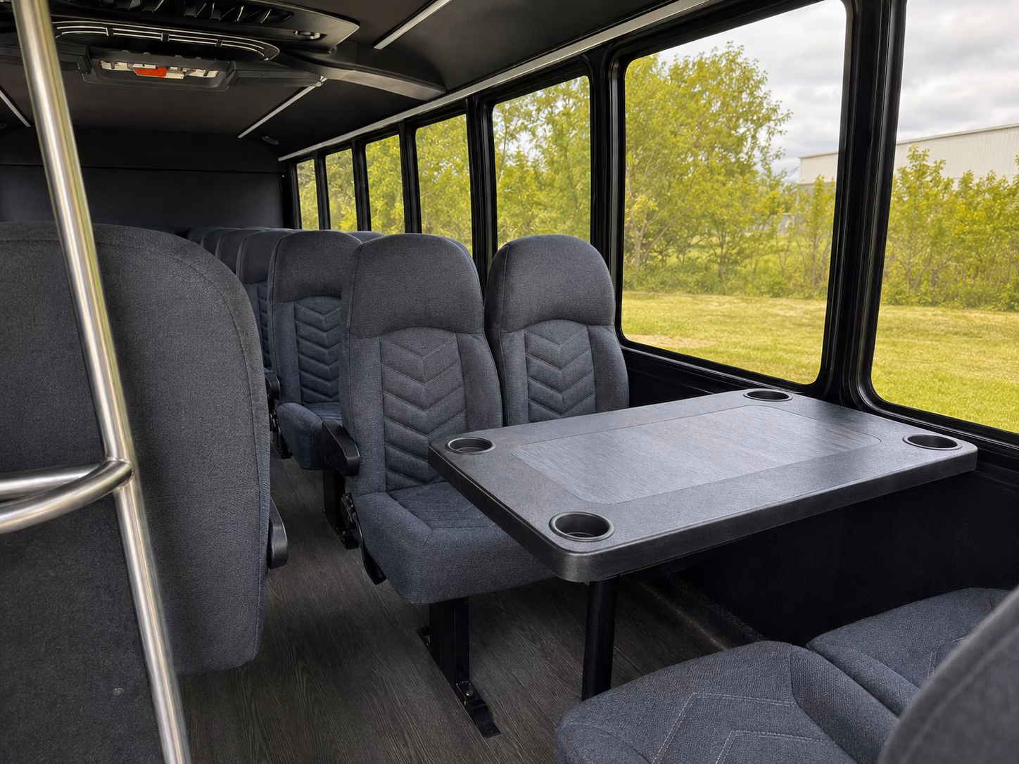 minibus rentals to chandler hill vineyards and the defiance area