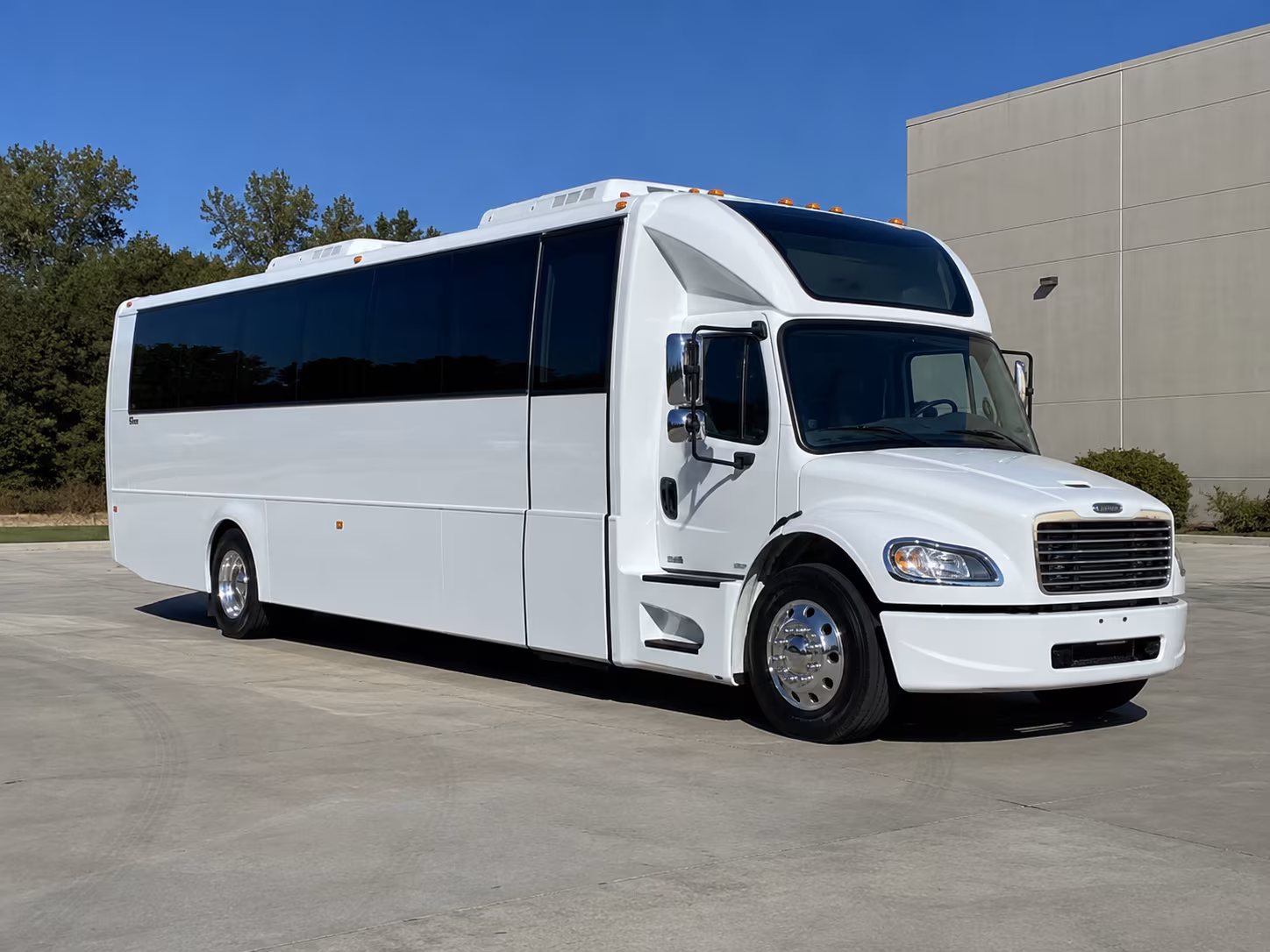 st louis 28 passenger party bus
